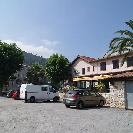 De La Baronne 3* La Gaude