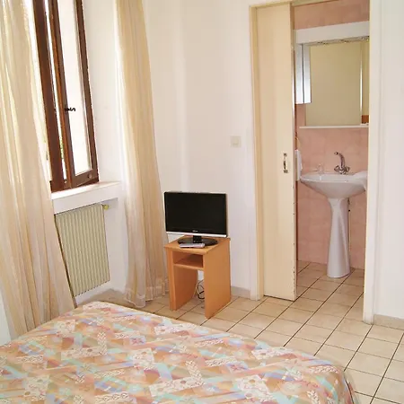 De La Baronne Hotel 3*